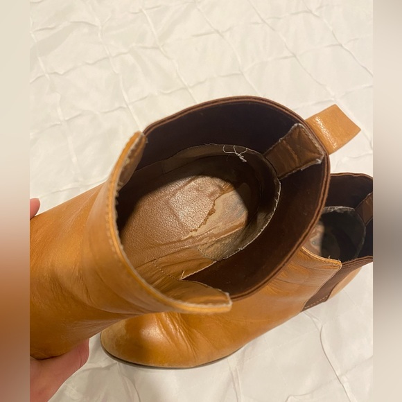 Seychelles Ukulele Boot - Picture 6 of 8